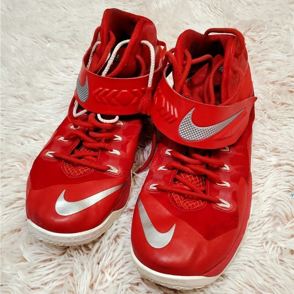 Nike ZOOM LeBron Soldier Red and White High Top Basketball Shoe Size 15